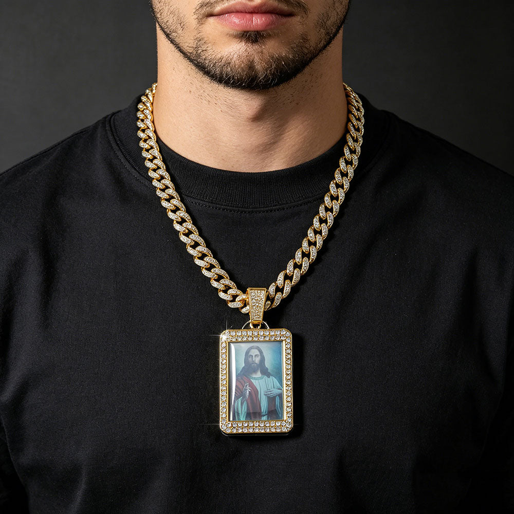 non-jewelry Jesus Portrait Pendant Cuban Link Necklace